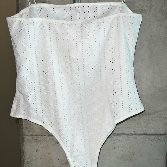 Onsie - Picture 2 of 2